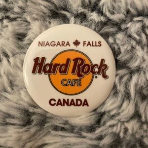 Collectible Hard Rock Cafe Niagara Falls Button Pin